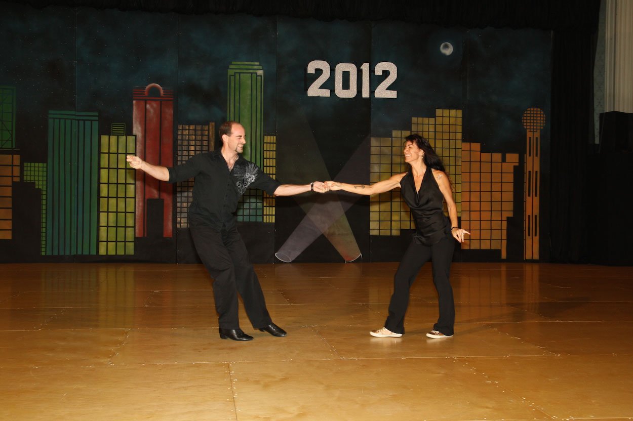 dallasdance20122108.jpg